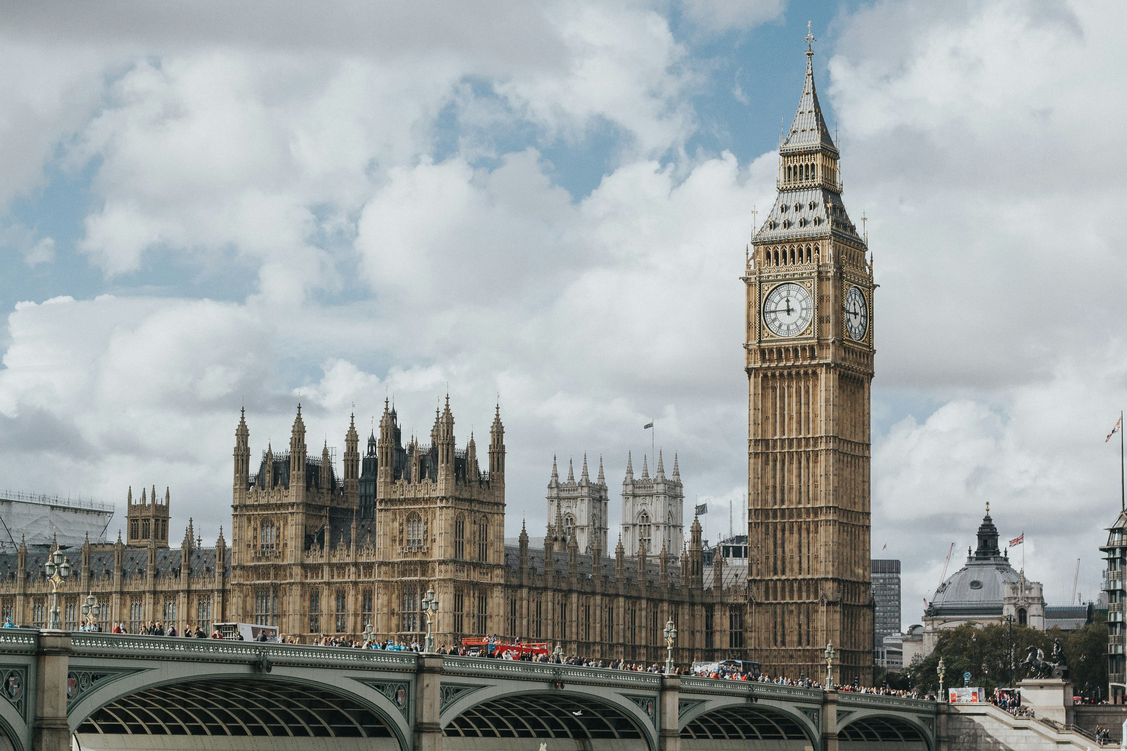 London skyline with iconic landmarks
